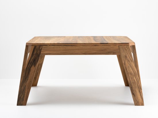MéliMélo Couchtisch aus Nussbaum und nach Maß - Holz und Design Made In France