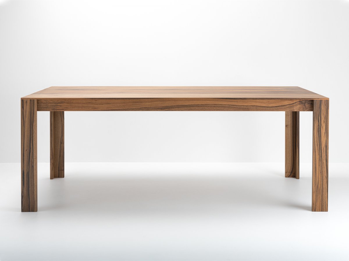 Emar Tisch aus Nussbaum -Tisch aus Nussbaumholz für Wohnzimmer oder Esszimmer