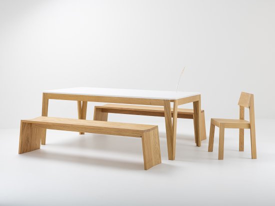 MéliMélo Harz Tisch und PAP Bänke aus Eiche - Öko Design Möbel aus Massivholz