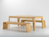 MéliMélo Tisch aus Eiche nach Maß - Moderne durchbrochene Beine