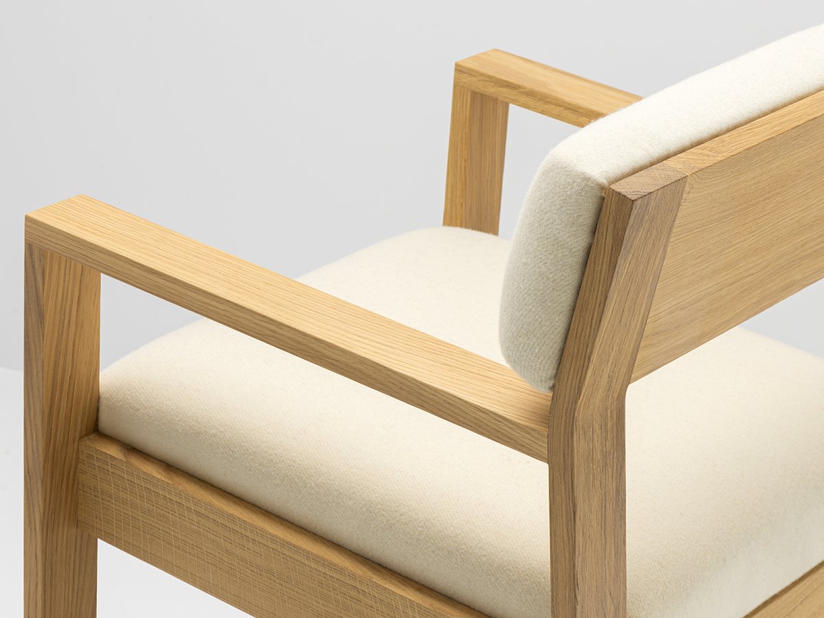 Aix Sessel aus Eiche und Arpin® Stoffe - Design-Sessel aus Massivholz
