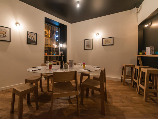 Chaises et Tabourets d'Hotels et de Bar Restaurants Design pour Professionnels